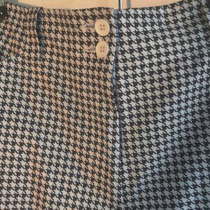 Nike Womens Golf Short with Fit Dry Technology Fabric Size 10